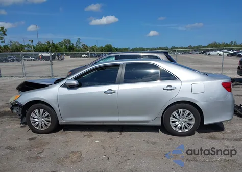 2012 Toyota Camry L z USA, uszkodzony, nr VIN 4T1BF1FK9CU598975